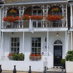 Bed & Breakfast Hamiltons Boutique Southend-on-Sea