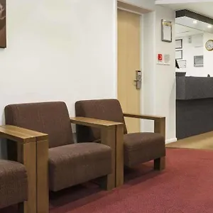 Days By Wyndham London Stansted Airport Hotel Birchanger