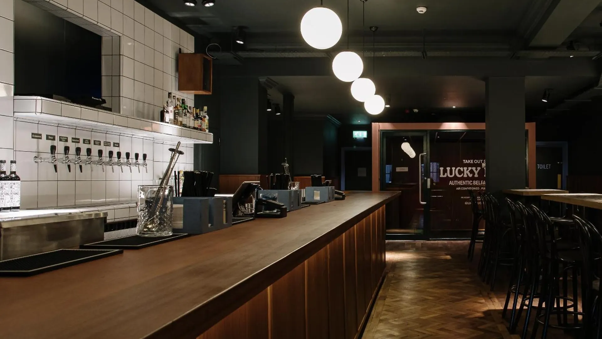 The 1852 Hotel - Self Check-In Belfast 3*,  United Kingdom